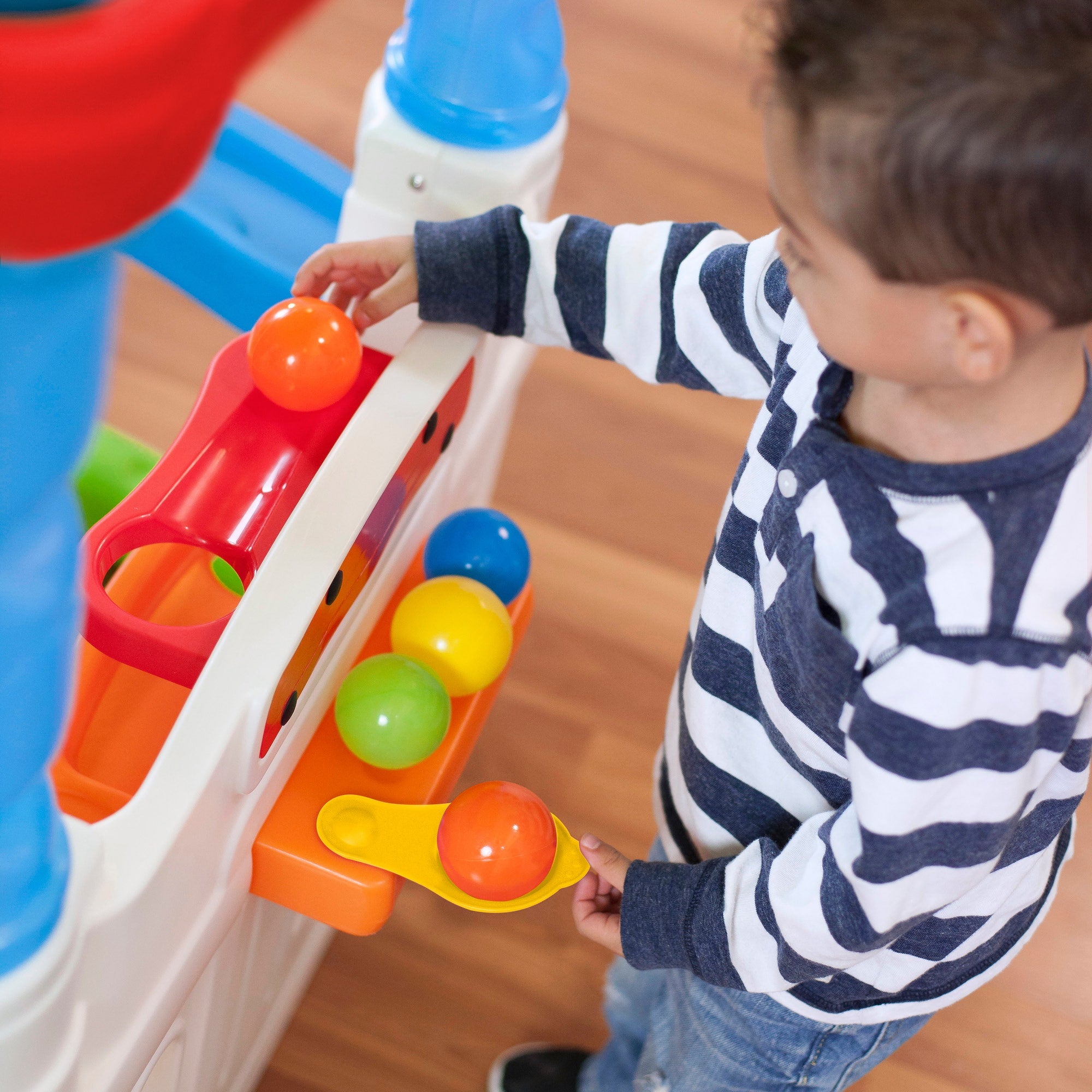 Step2 crazy maze hot sale ball pit playhouse