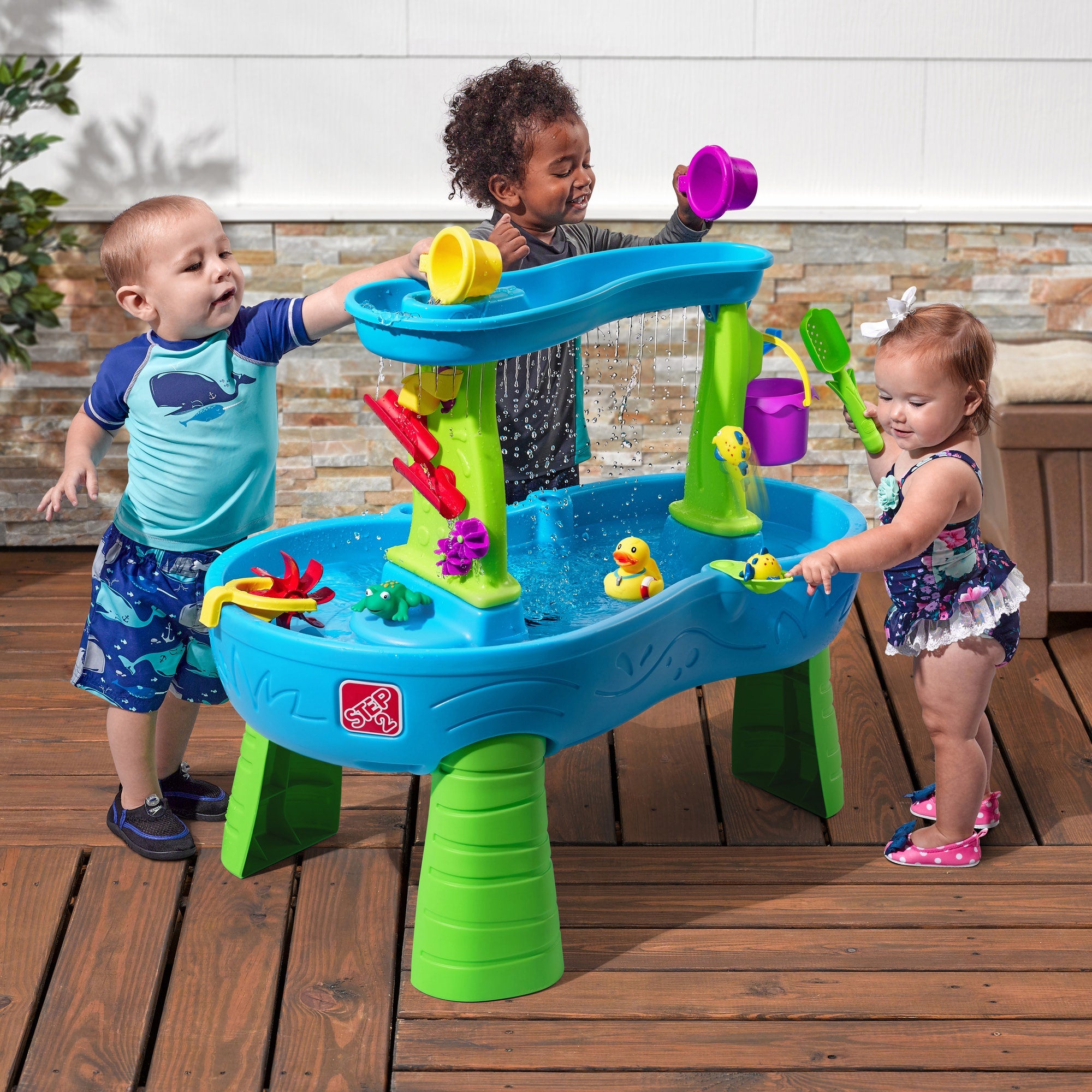 874699 Rain Showers Splash Pond Water Table 002